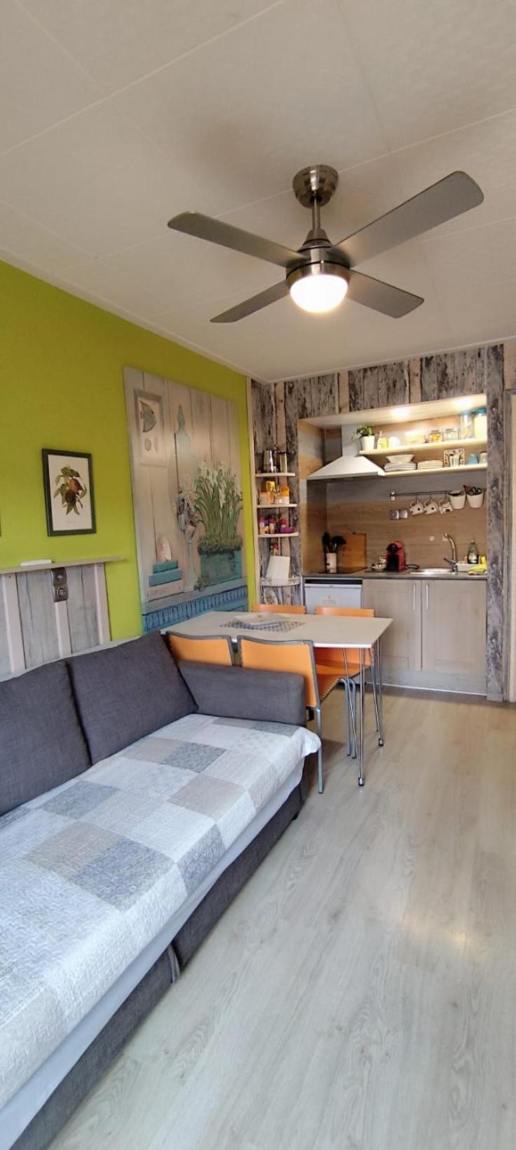 Oliver Apartment